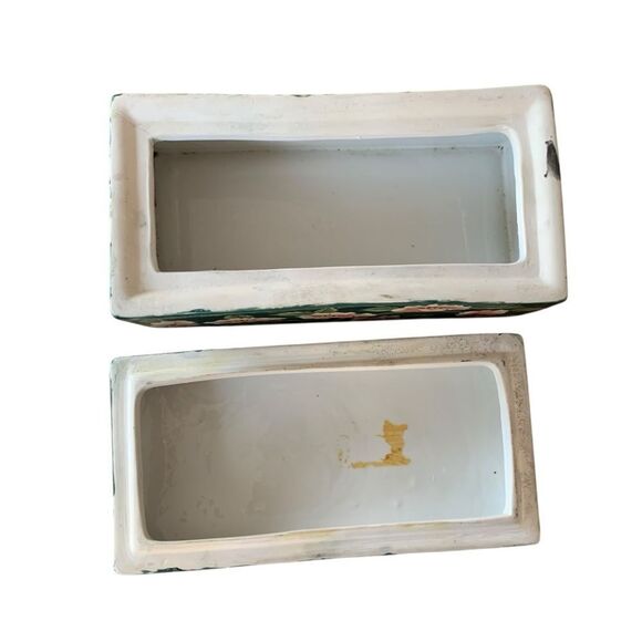 Large Chinese Porcelain Floral Trinket Box - Picture 4 of 5